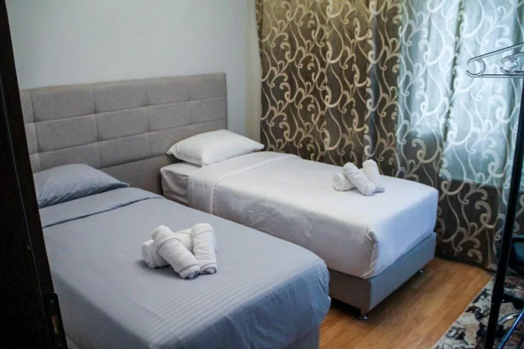 Gino'S Apartments Korce Albania